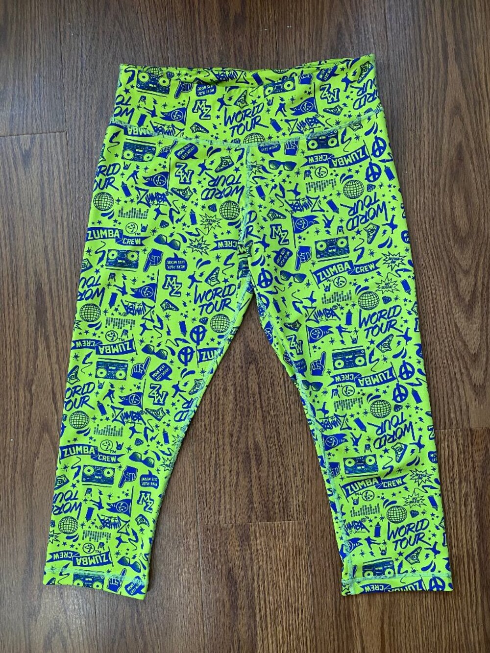 RARE 2016 Zumba Fitness City Swag Capri Leggings - Zumba Green and Blue - Size M
